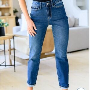 Judy Blue Cooling Tech High Rise Boyfriend Jeans 28